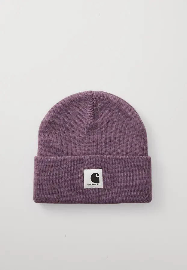 Ove sezone kape su chic i raznolike - od atraktivnih šilterica do beanie s mašnama