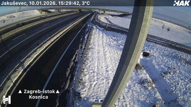 FOTO Pogledajte situaciju na autocestama: Snijeg još pada, stvara se poledica, ima i magle