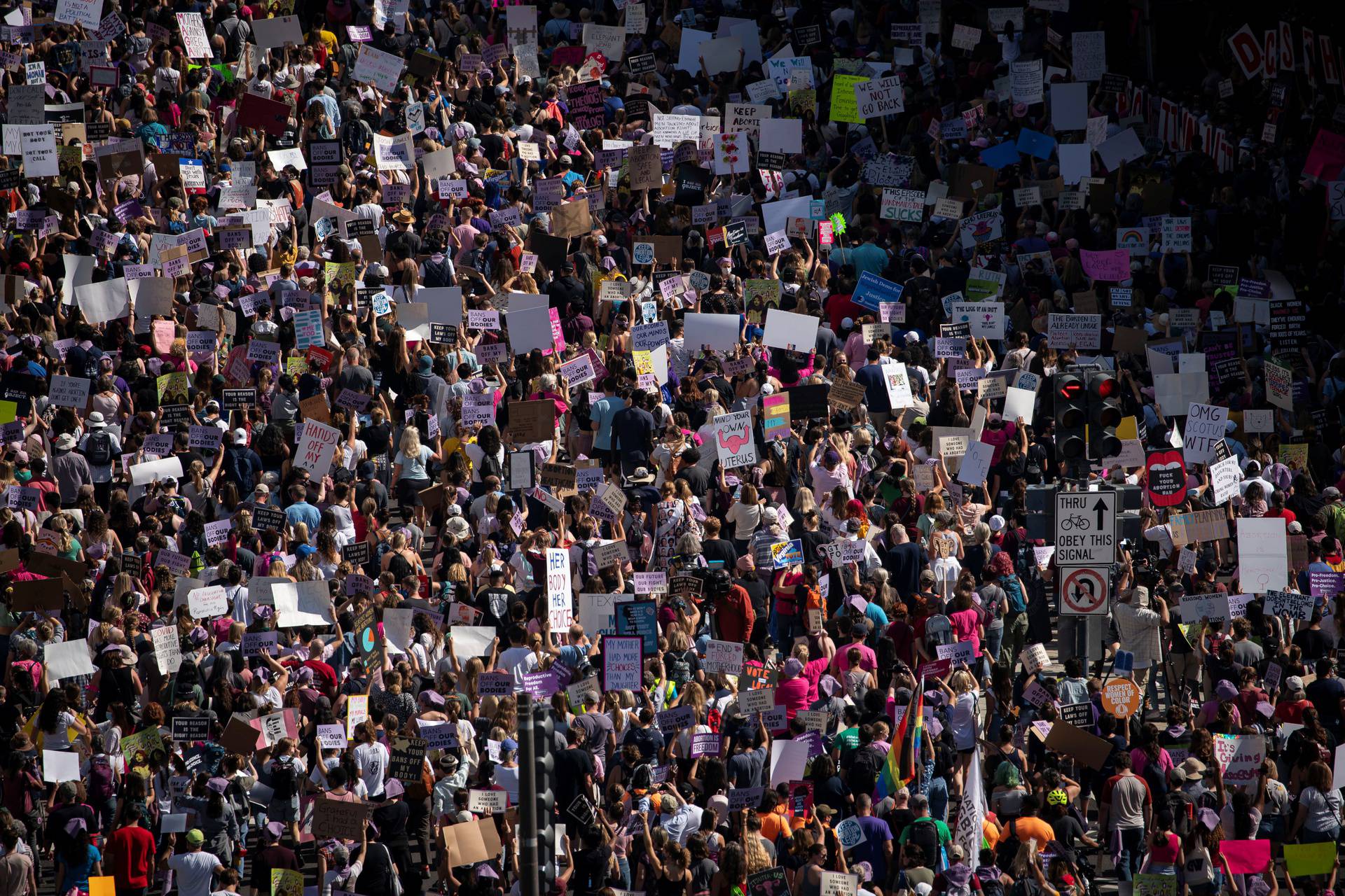 Supporters of reproductive choice march to the U.S. Supreme Court during the nationwide Women's March  in Washington