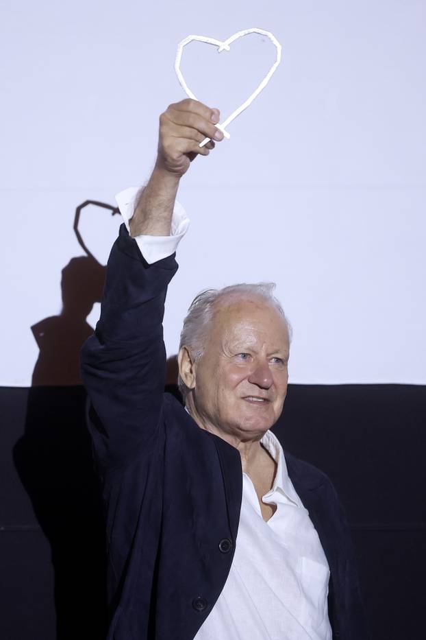 Sarajevo: Glumcu Stellanu Skarsgardu uručeno Srce Sarajeva na 31. Sarajevo Film Festivalu