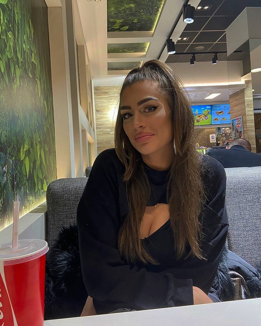 Veliki tatin ponos: Brigitu i Ellu podržavaju najviše njihovi očevi