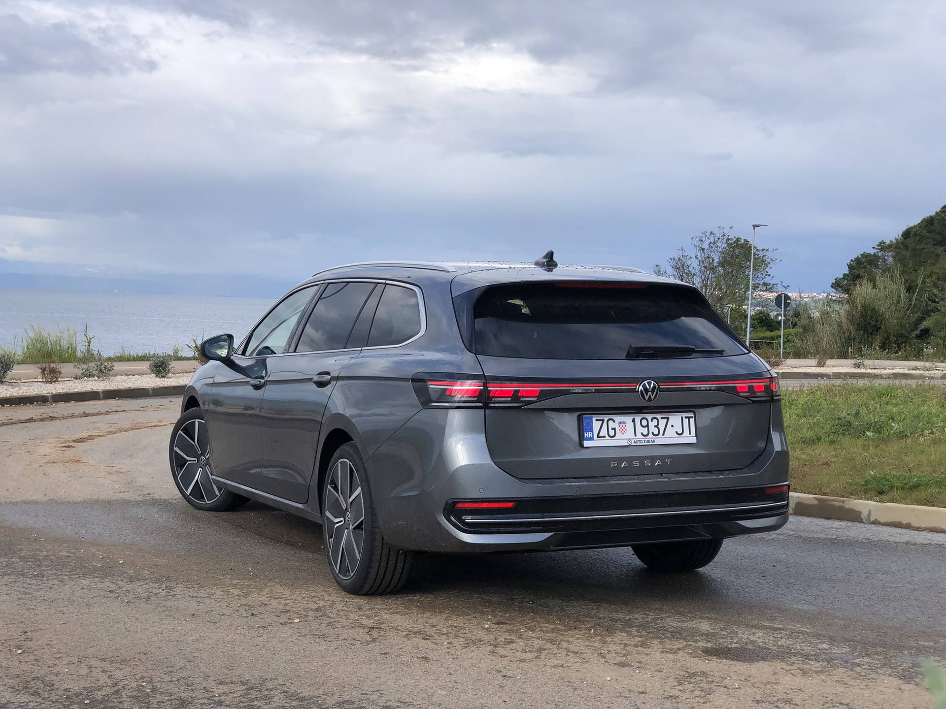 Dva hita stigla na tržište: Vozili smo novi VW Passat i Tiguan