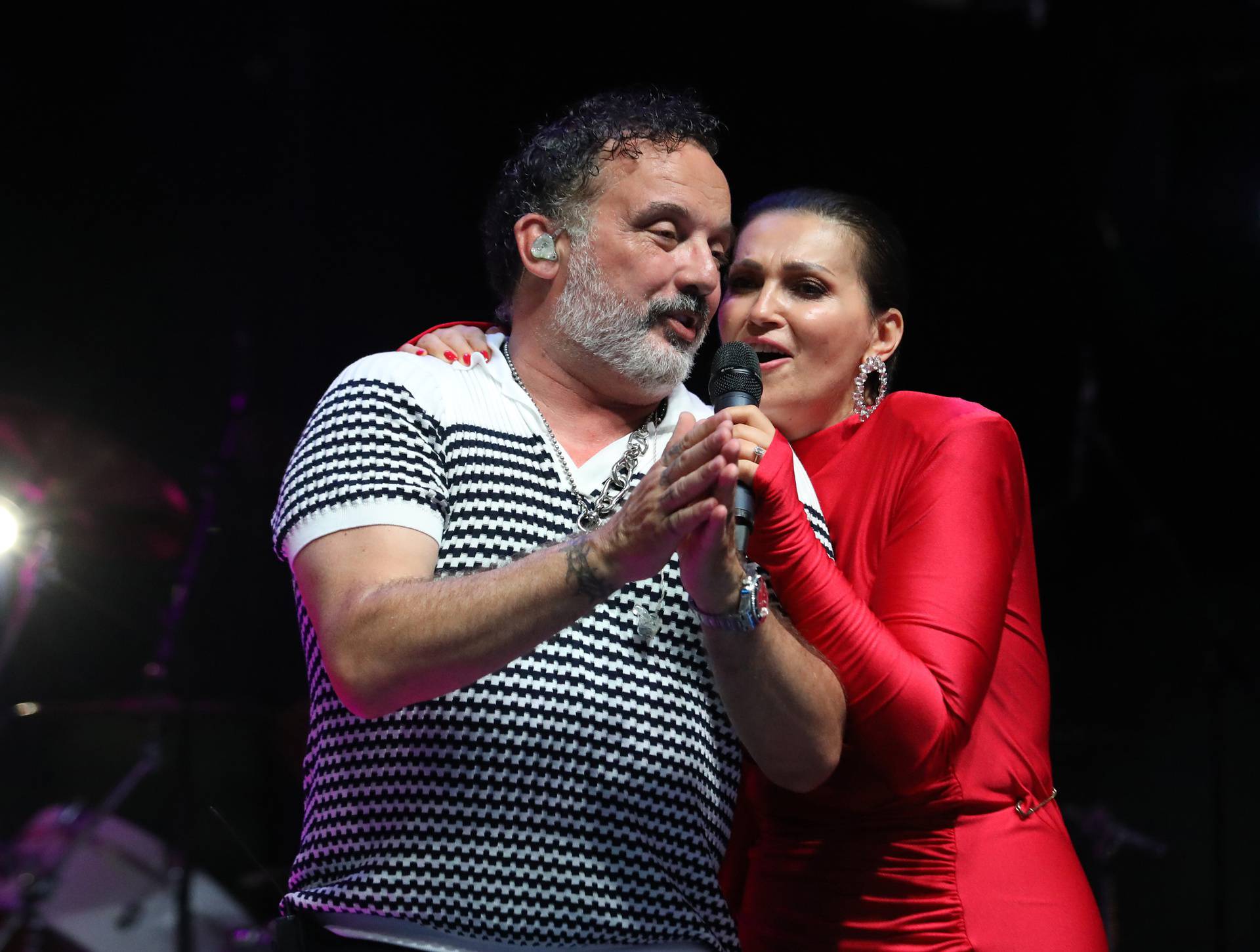 Nina Badrić i Tony Cetinski održali koncert u Šibeniku