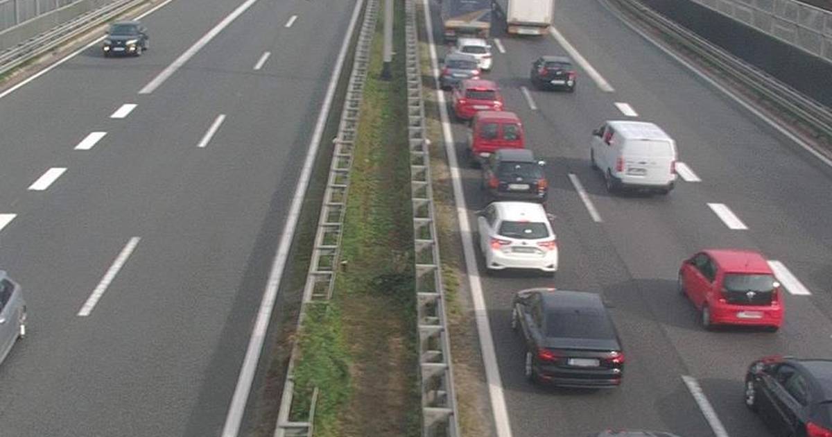 Sudar na zagrebačkoj obilaznici, vozi se u koloni dugoj čak 4 km