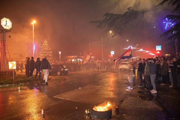 Dubrovnik: Slavlje navijača preselilo se na ulice