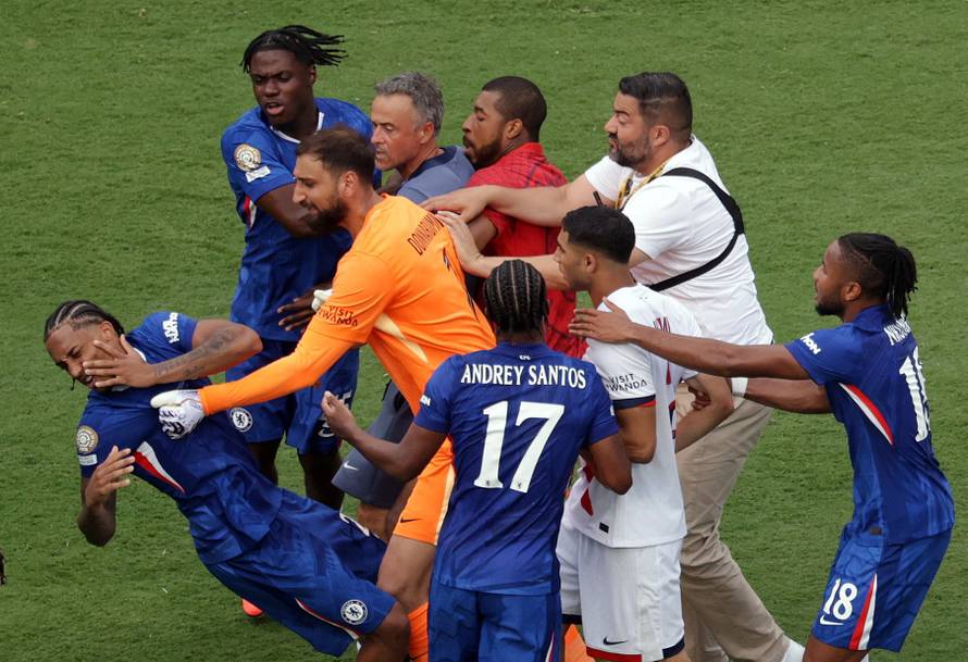 FIFA Club World Cup - Final - Chelsea v Paris St Germain
