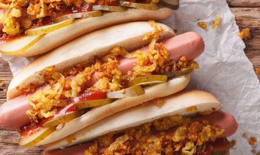 Hot dog na 16 načina: S kiselim kupusom, čipsom, grahom...