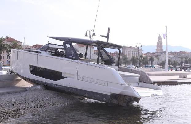 Split: Pomorska nesreća na Matejuški, gliser se nasukao u punoj brzini