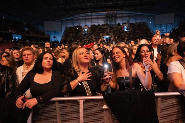 Drazen Zečić nastupio na 13. Hrvatskoj noći u Frankfurtu