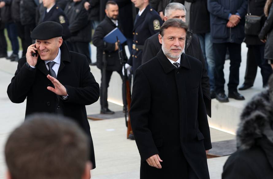 Otkrili spomenik Tuđmanu, evo tko je sve bio među uzvanicima