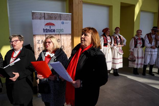 Zagreb: Gradonačelnik Tomislav Tomašević i Luka Korlaet otvorili rekonstruiranu i dograđenu tržnicu Vrapče