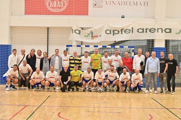 Makarska: Donatorska utakmica veterana Hajduk - Dinamo za Mladena Bartolovića