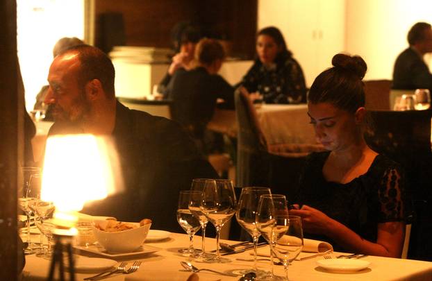 Zagreb: Šeherezada i Onur na ve?eri u restoranu Dubravkin put