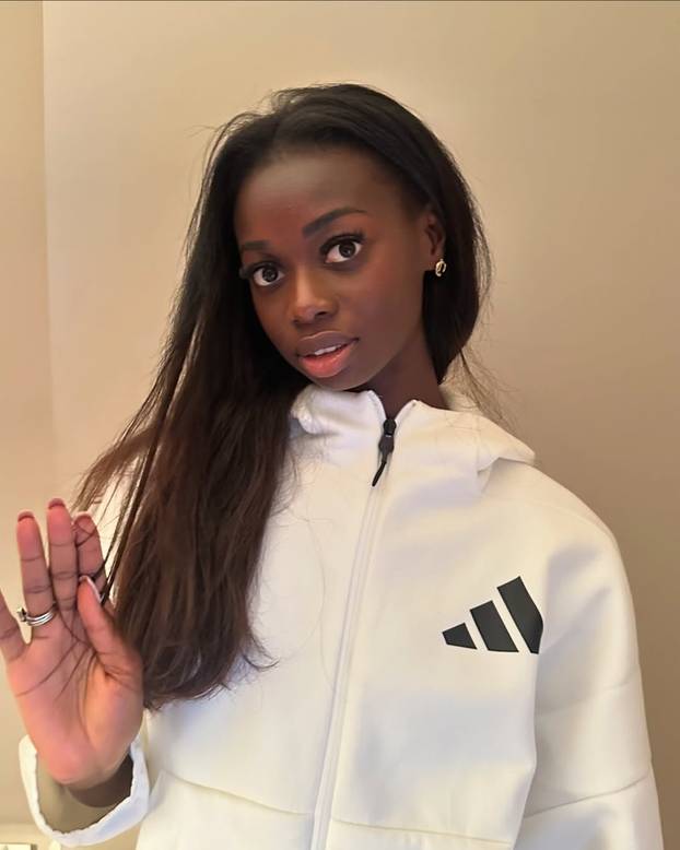 FOTO Najglamuroznija žena godine: Španjolska olimpijka i skakačica u dalj spašava živote