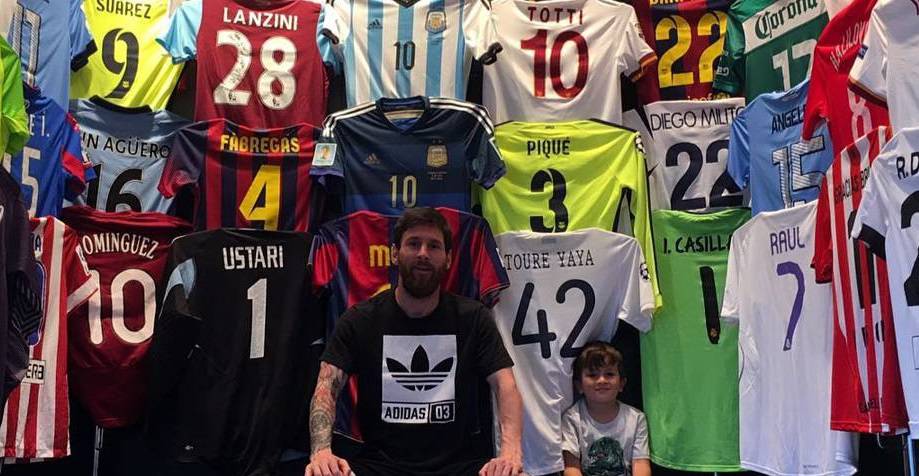 Messi se hvali: Pogledajte ovu nevjerojatnu kolekciju dresova