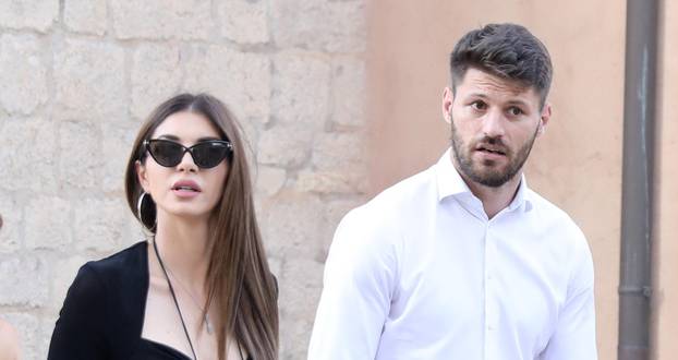 Dubrovnik: Poznati na vjenčanju Adriane i Duje Ćalete-Cara