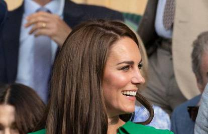 Kate Middleton na meti kritika zbog haljine: 'Prekrasna je, ali nikada ju nisam vidjela ovakvu'