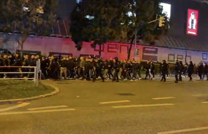 VIDEO Sramotni povici u Pragu! Hrvati na ulicama vikali 'Srbe ćemo klati' i 'za dom spremni'