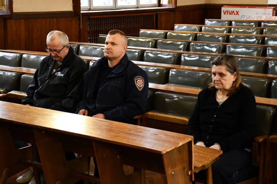 Slavonski Brod: Nastavljeno suđenje br​ačnom​ par​optuženom ​​​za ubojstvo 