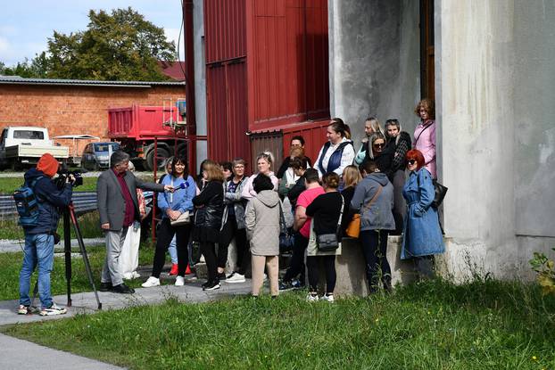 Daruvar: Trideset djelatnica daruvarske tekstilne tvrtke "Leonarda" dobilo otkaz