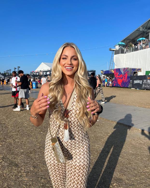 FOTO New York, here we come: Prelijepe sestre Marković zajedno potpisale za isti klub!