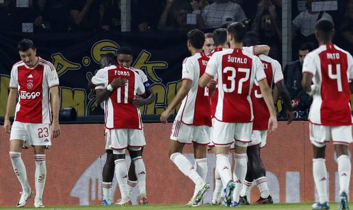 Ajax u zoni ispadanja, legenda bez dlake na jeziku: 'Patetično, mi iz studija bi mogli s njima'