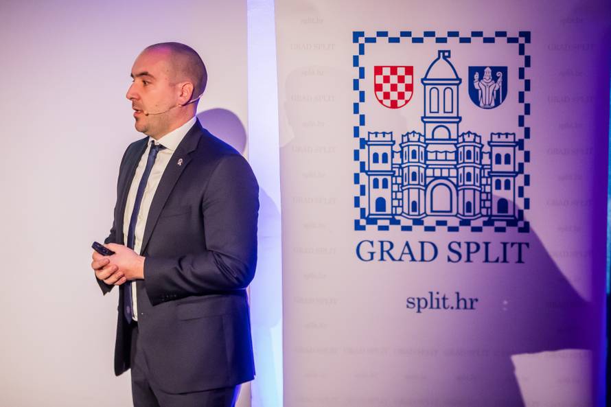 Split: Na Poljudu predstavljena Studija izvodljivosti projekta "Nogometni stadion i kamp u Splitu"