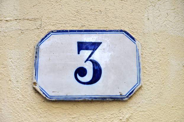 Koje je značenje kućnog broja: Izračunajte svoj i otkrijte što vam dobro i loše donosi u životu