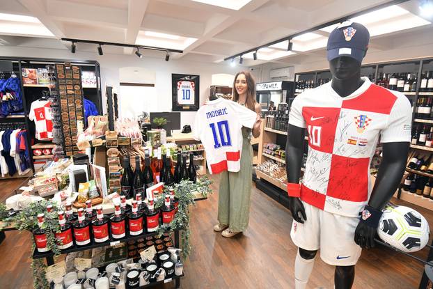 Varaždin: Suvenir shop u vlasništvu Zlatka Dalića