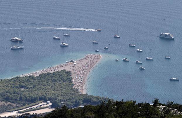 Plaža Zlatni rat na otoku Braču