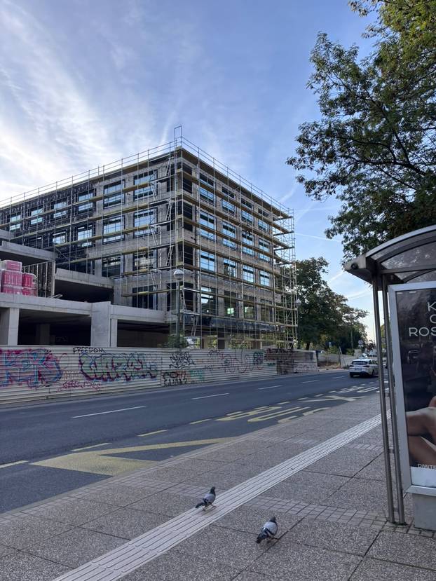FOTO NEKOĆ RUGLO Pogledajte sada zgrade u Paromlinskoj kod Importannea: Kakva promjena!