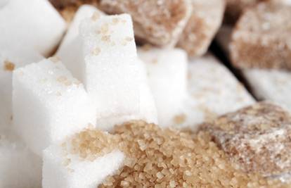 Šećer treba nositi upozorenje o štetnosti baš poput cigareta 