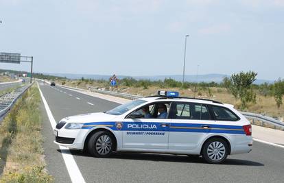 Nabavljali oružje i eksploziv, ukrali čak i zvono s kapelice