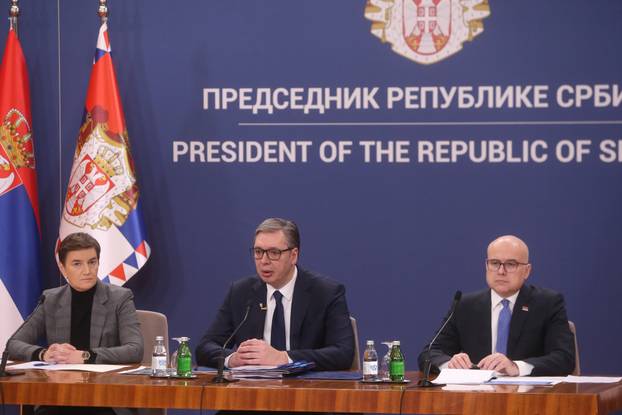 Beograd: U izvanrednom obra&cacute;anju dr&zcaron;avnog vrha Vu&ccaron;i&cacute; rekao da su svi zahtjevi studenata ispunjeni 