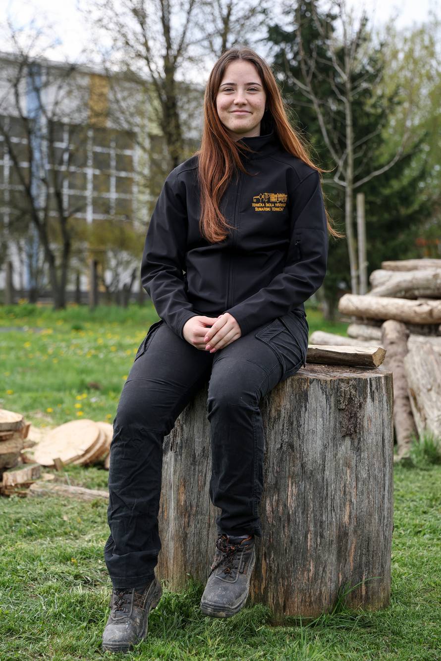 Virovitica: Matea Rodić, jedina djevojka u razredu šumarskih tehničara