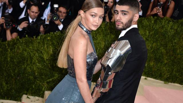 Zayn Malik And Gigi Hadid 'Expecting First Baby'
