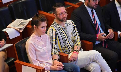 Amanda Knox traži financijsku pomoć za financiranje svadbe