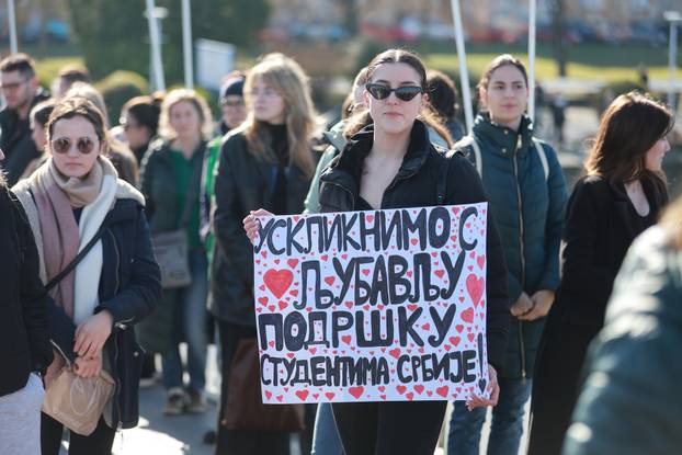 Osijek: Studenti dali podršku kolegama iz Srbije 