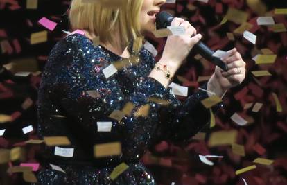 Dirljiva gesta: Adele je dečko priredio spektakl za godišnjicu