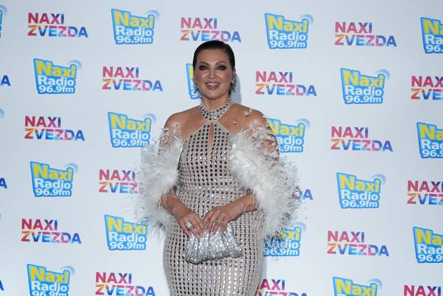 Beograd: Elegantna Nina Badrić na dodjeli nagrada  radija Naxi 