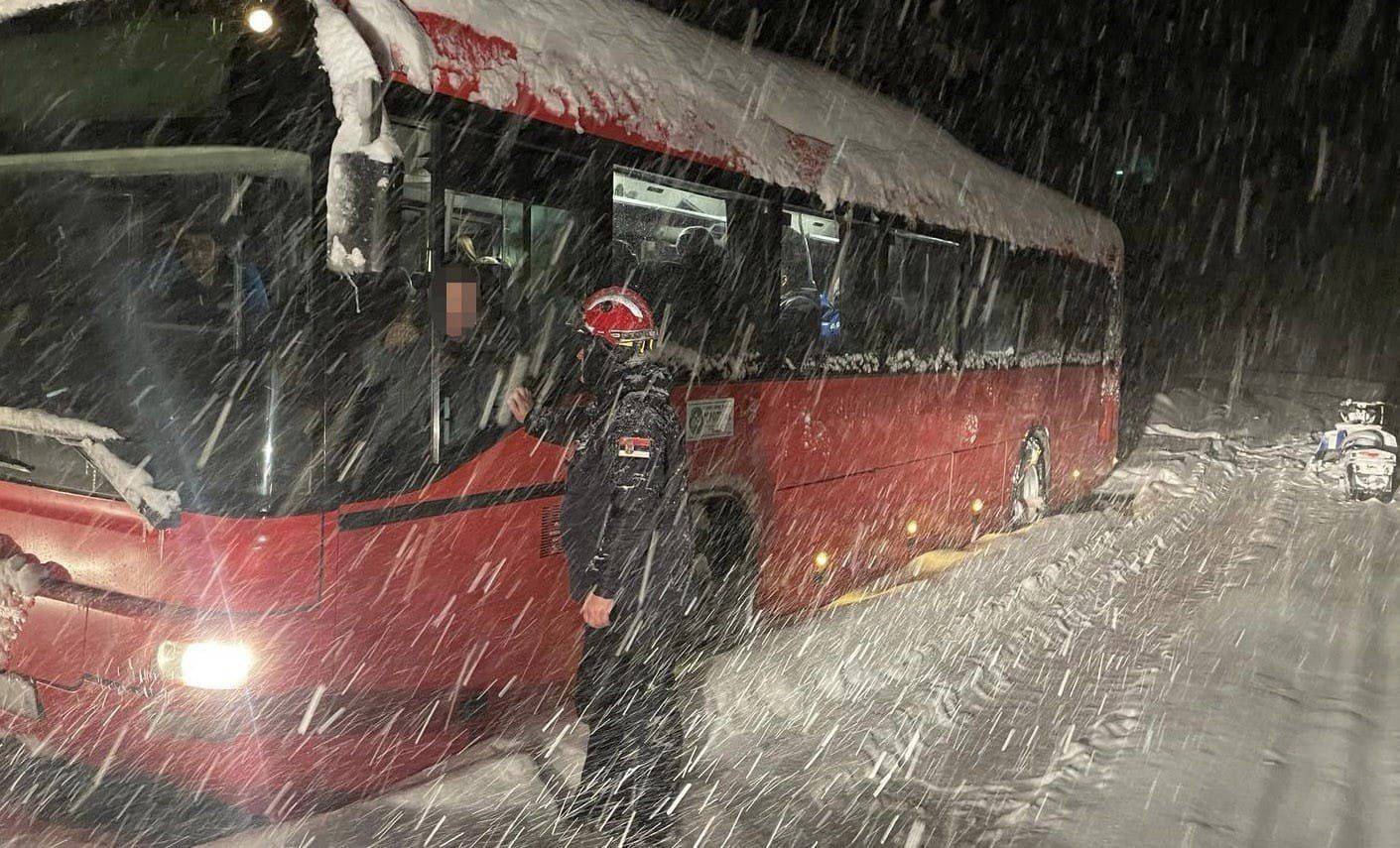 Snažno nevrijeme u Srbiji: Kaos zbog snijega, tisuće bez struje, našli tijelo smrznutog muškarca