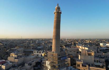 Obnovili veliku džamiju al-Nuri u Mosulu: 'Da su živi, moji dragi sinovi bi bili ponosni da je vide'