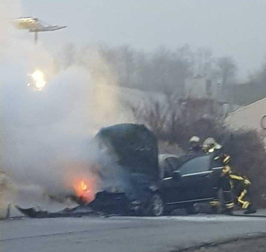 Zapalio se automobil: 'Gorio je iznutra, baš se jako dimilo...'