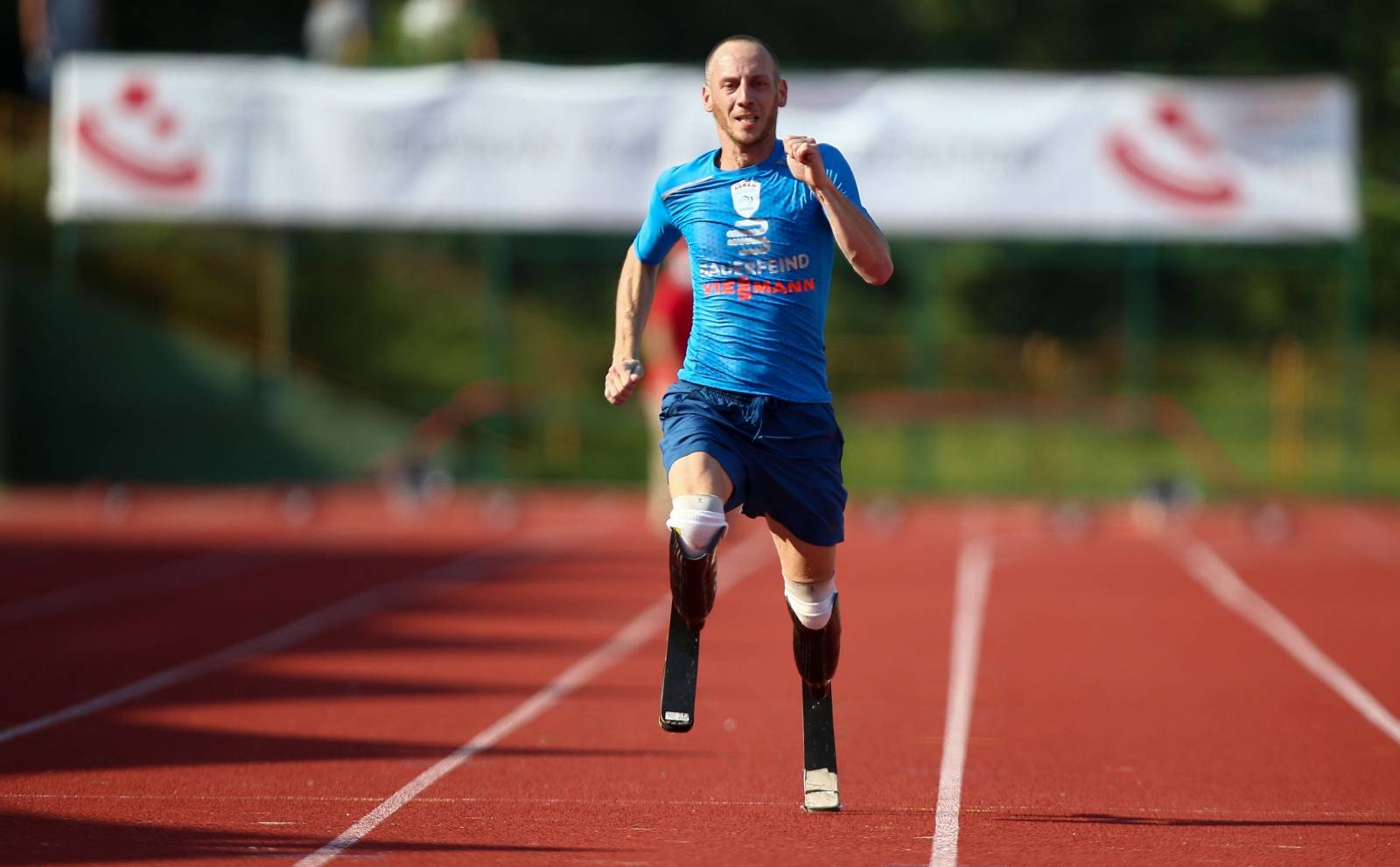 Paraolimpijac Antun Bošnjaković ušao u povijest nastupom na atletskom prvenstvu za zdrave sportaše