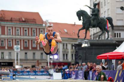 FOTO Ovo ima samo u Zagrebu! Pogledajte spektakularne kadrove s Trga bana Jelačića