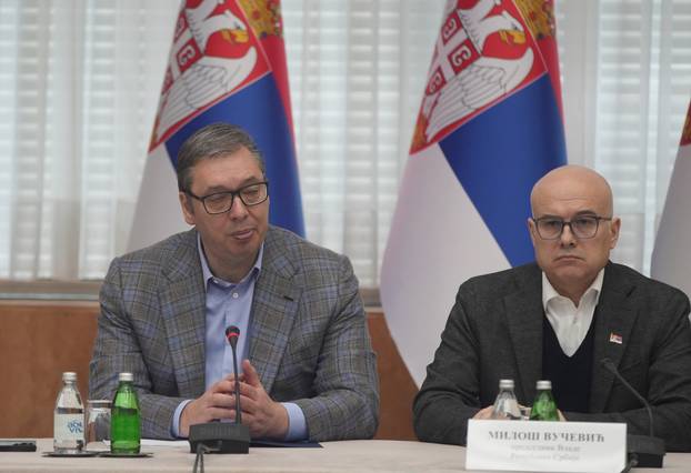 Vlada Republike Srbije, kojoj je nazočio i predsjednik Republike Srbije Aleksandar Vučić, održala je sjednicu u Palači Srbije