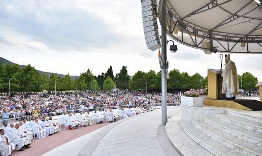 Dolaze milijuni ljudi: Međugorje će Papa proglasiti svetištem?