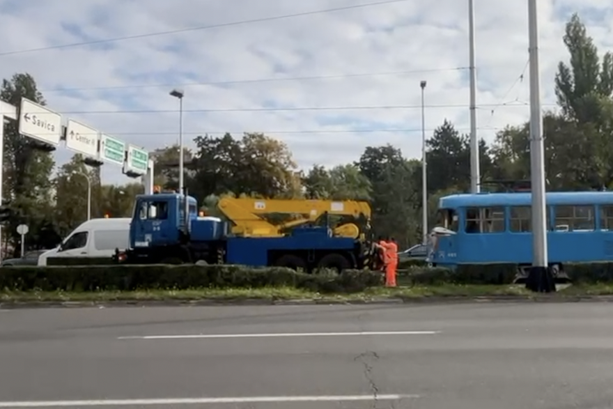 Zagreb: Jedna osoba poginula u sudaru tramvaja i autobusa