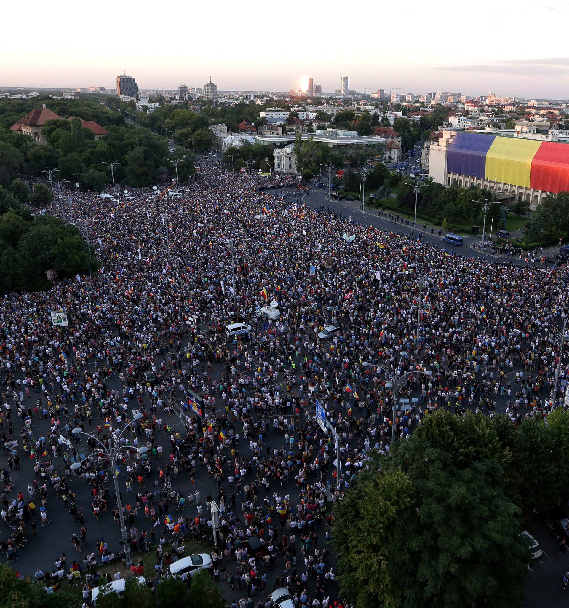 Thousands of Romanians joined an anti-government rally in the capital Bucharest