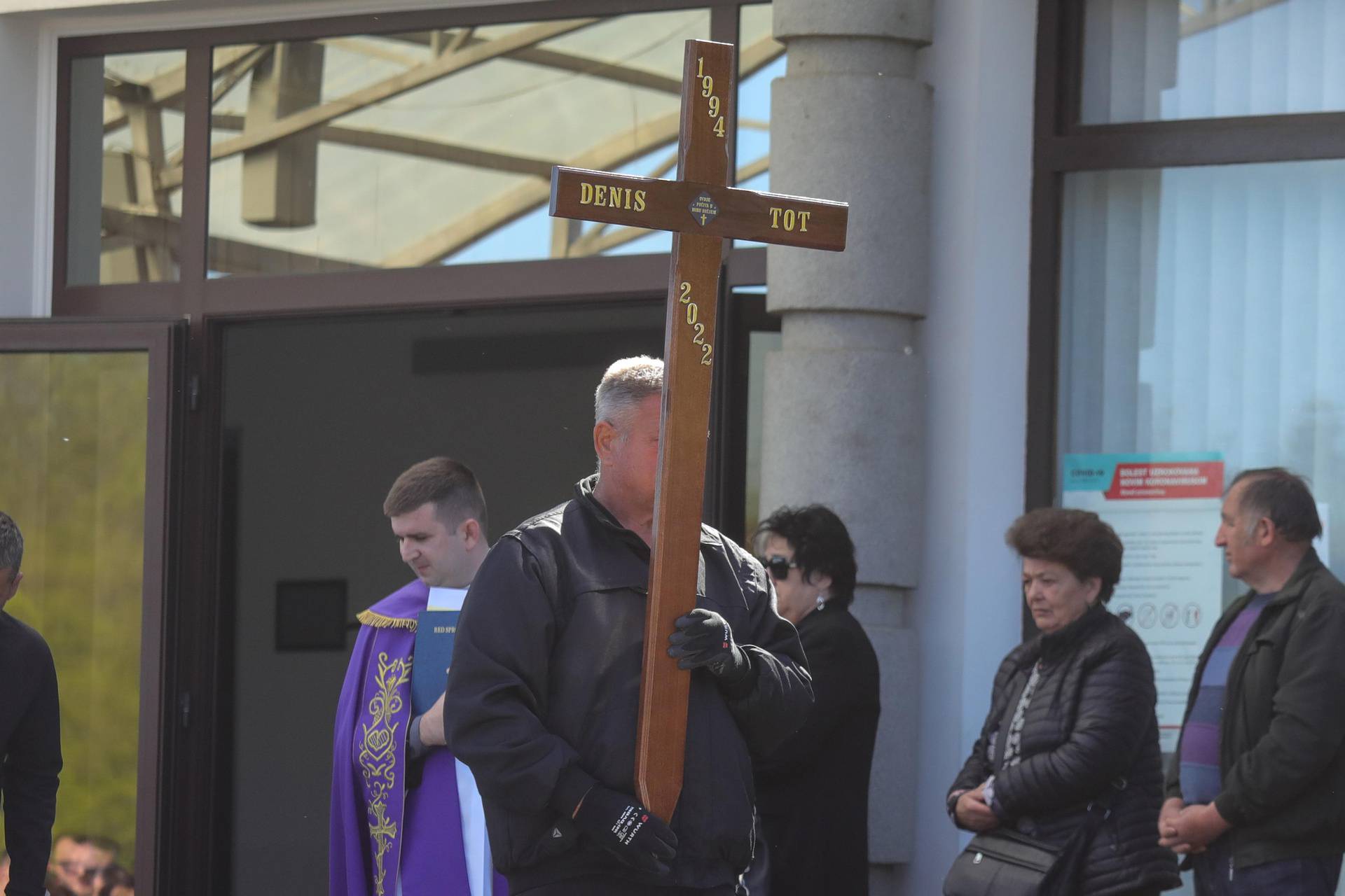 Posljednje zbogom Denisu: 'Teško je reći zadnje hvala jer je mogao još puno toga učiniti'